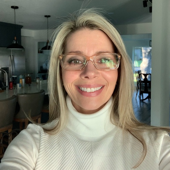 Meet your Posher, Alicia - Picture 1 of 1